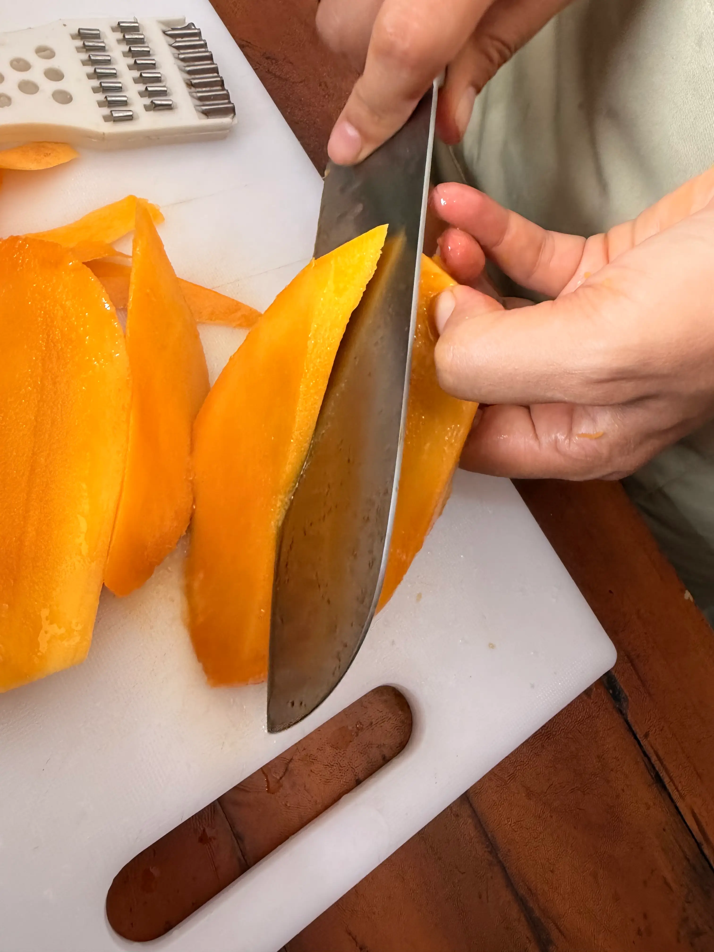 Preparing fresh mango
